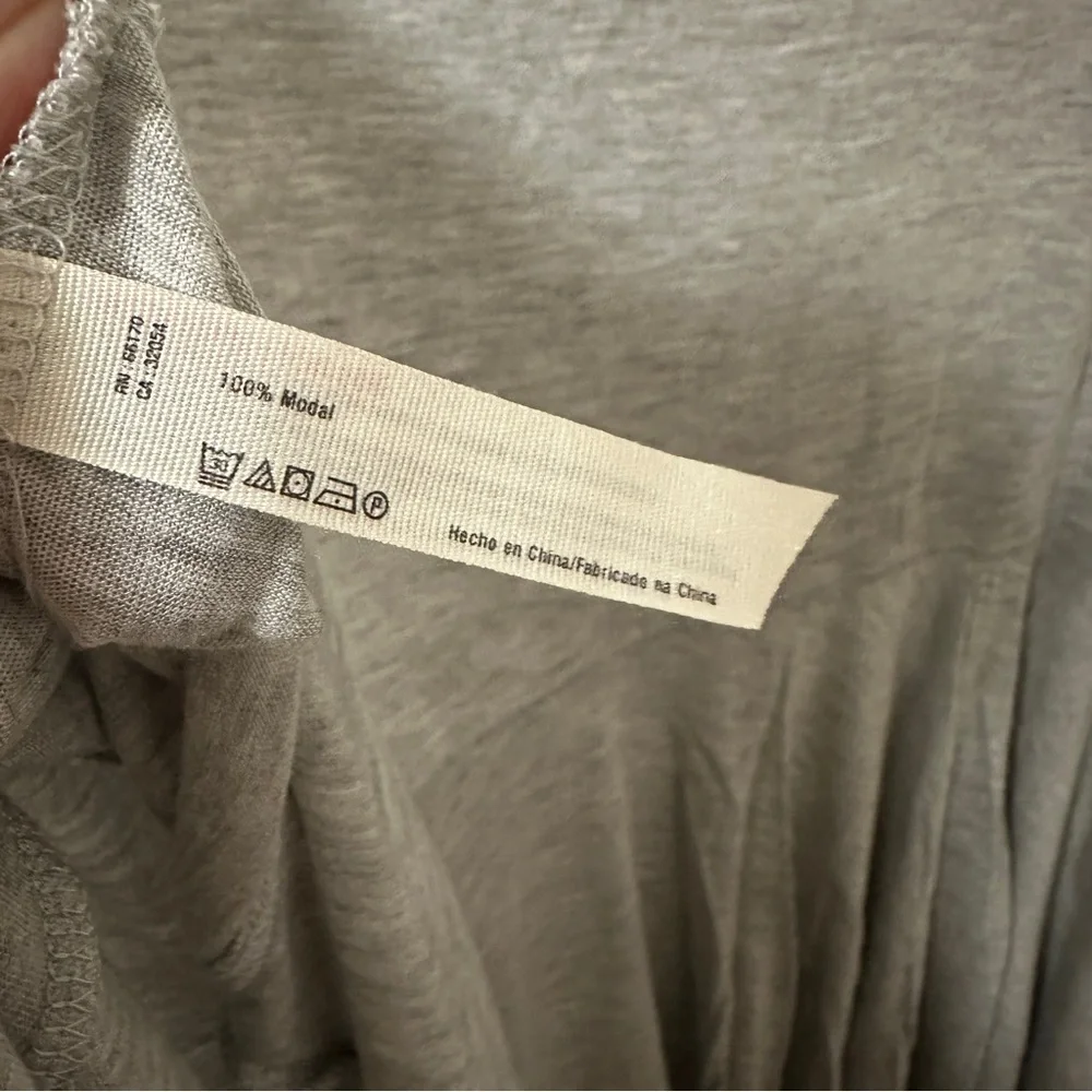 Free‎ People FP Beach Milky Way Top Grey Sz XS Slit Sides